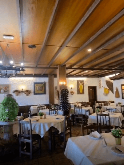 mesón del norte interior 2