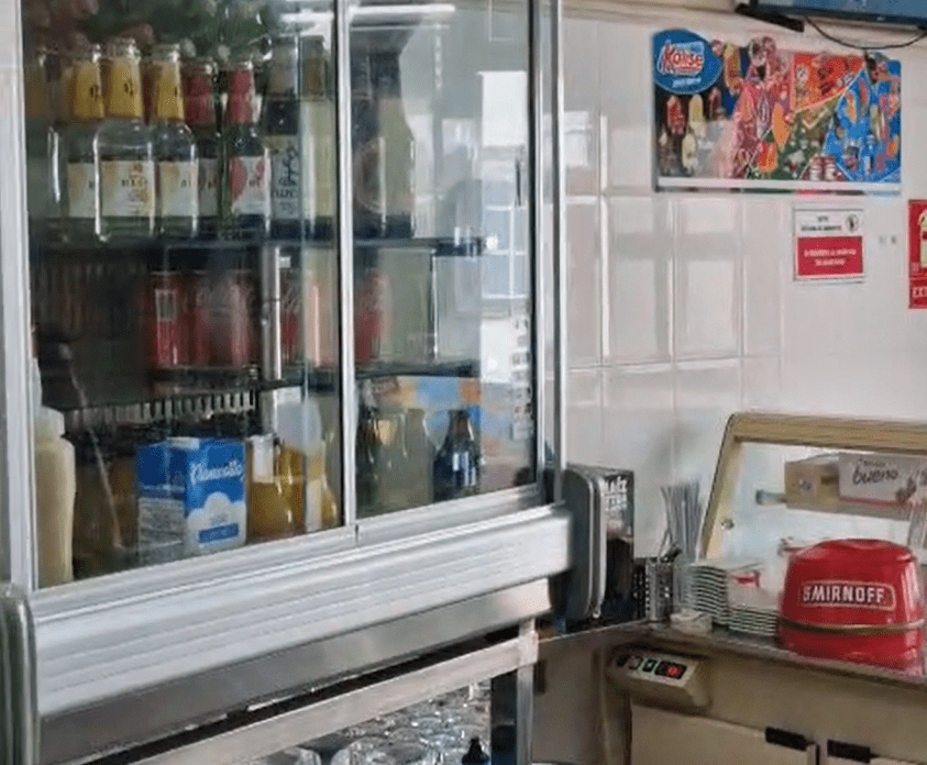 cafetería el canario interior 1