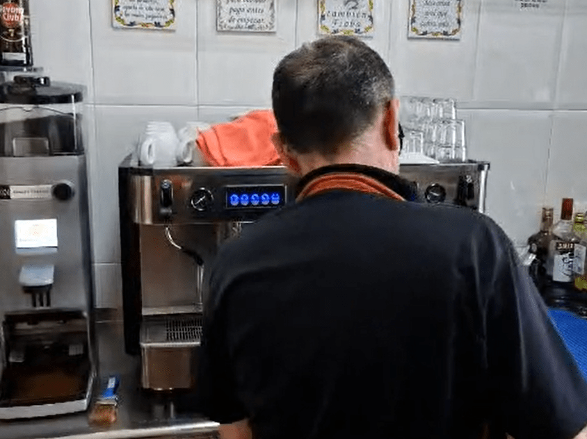cafetería el canario interior 2