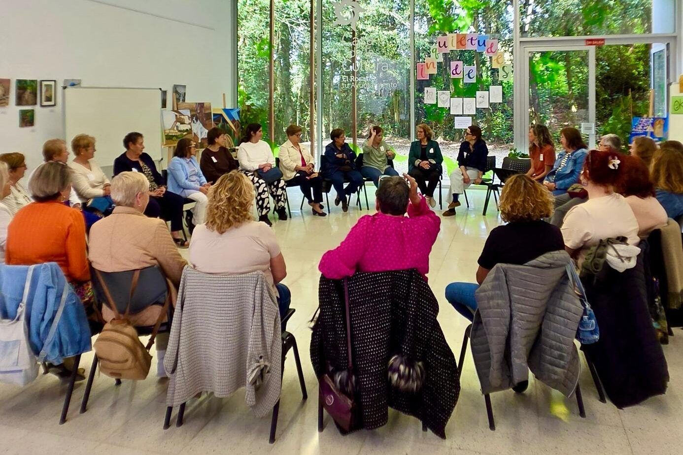Mujeres de El Rosario y de Tegueste protagonizan el encuentro participativo “Inquietudes de Ombligo”