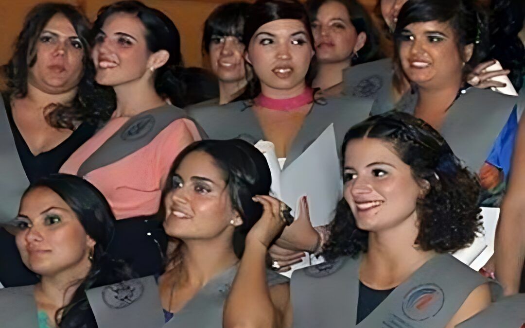 La Presencia Femenina en las Universidades de Canarias: Un Análisis Detallado